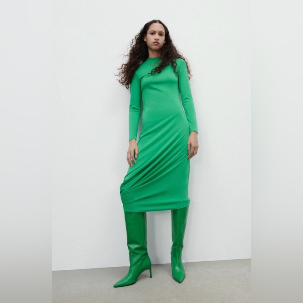 Zara Green Flowy Draped Dress 👗